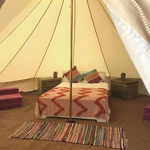 Luxusní stan Glamp Natura Kryspinow, Cholerzyn